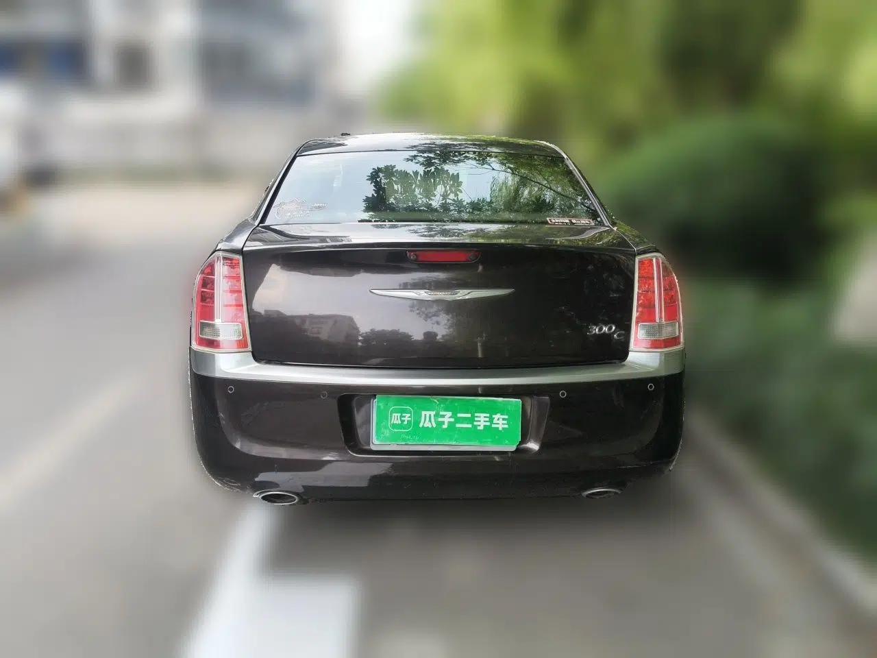 Chrysler 300C 2012 3.6L Luxury Edition — миниатюра 5