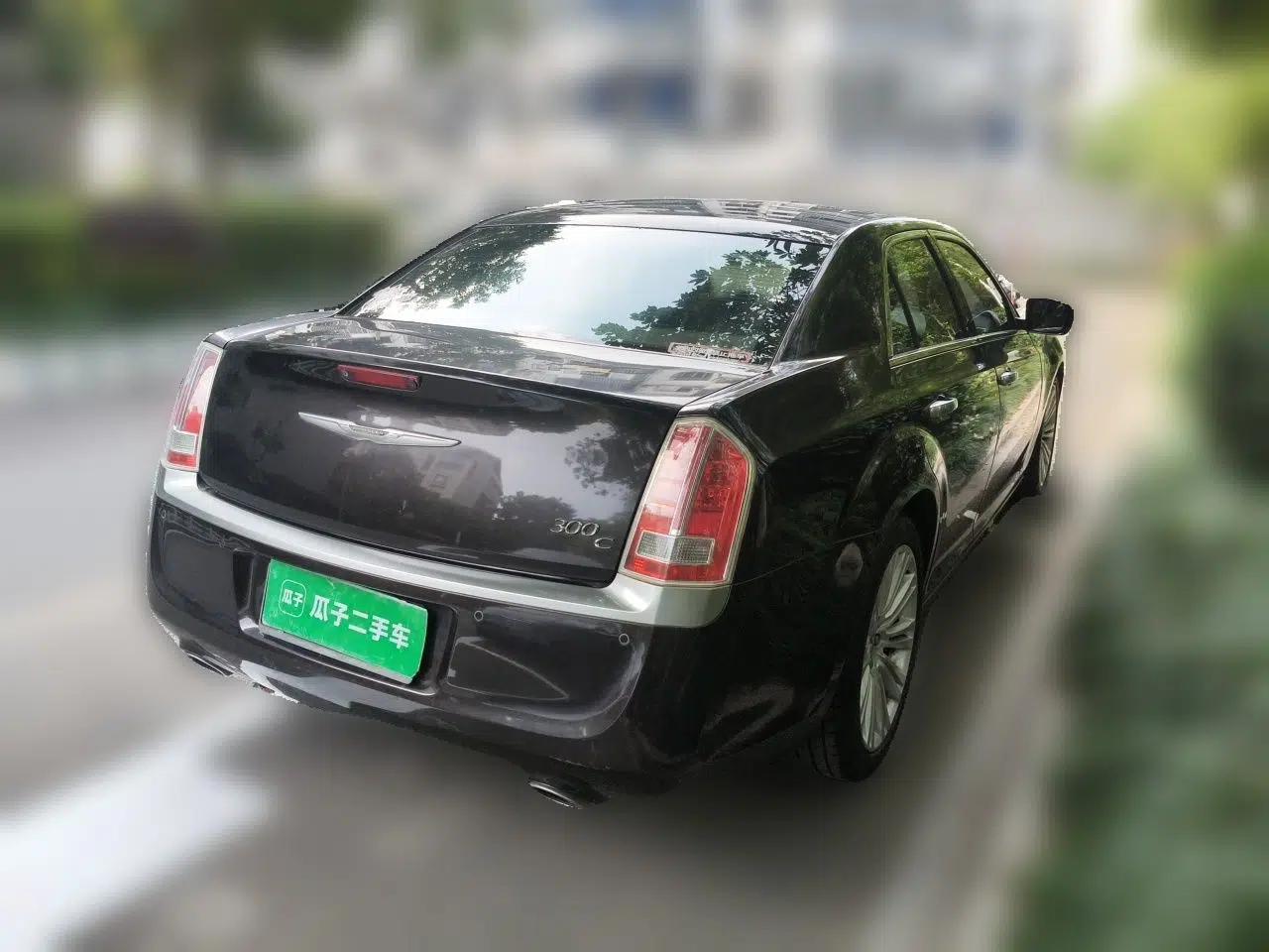 Chrysler 300C 2012 3.6L Luxury Edition — миниатюра 6
