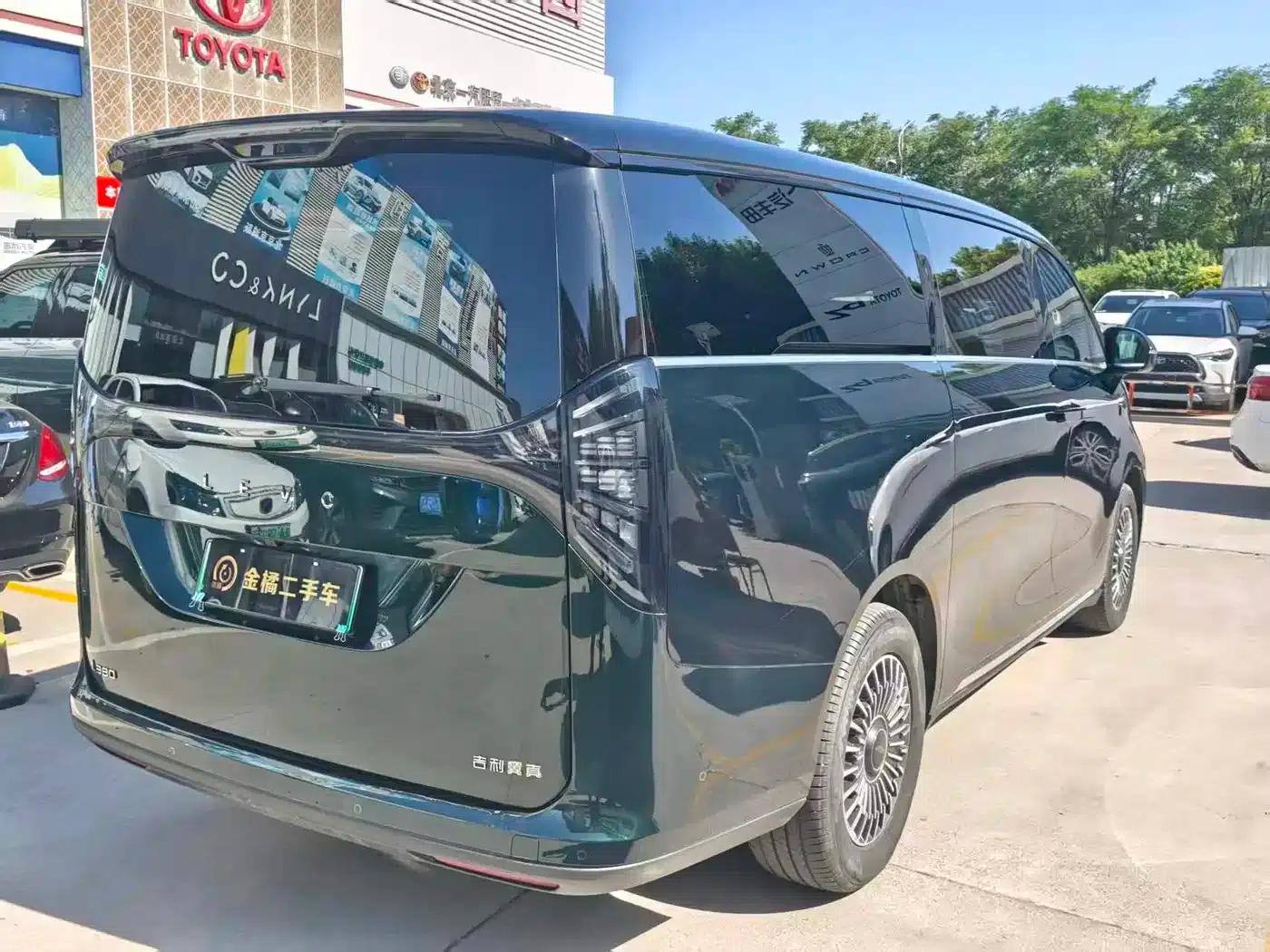 Yizhen L380 2025 Model 805km Flagship Edition 4WD — миниатюра 3