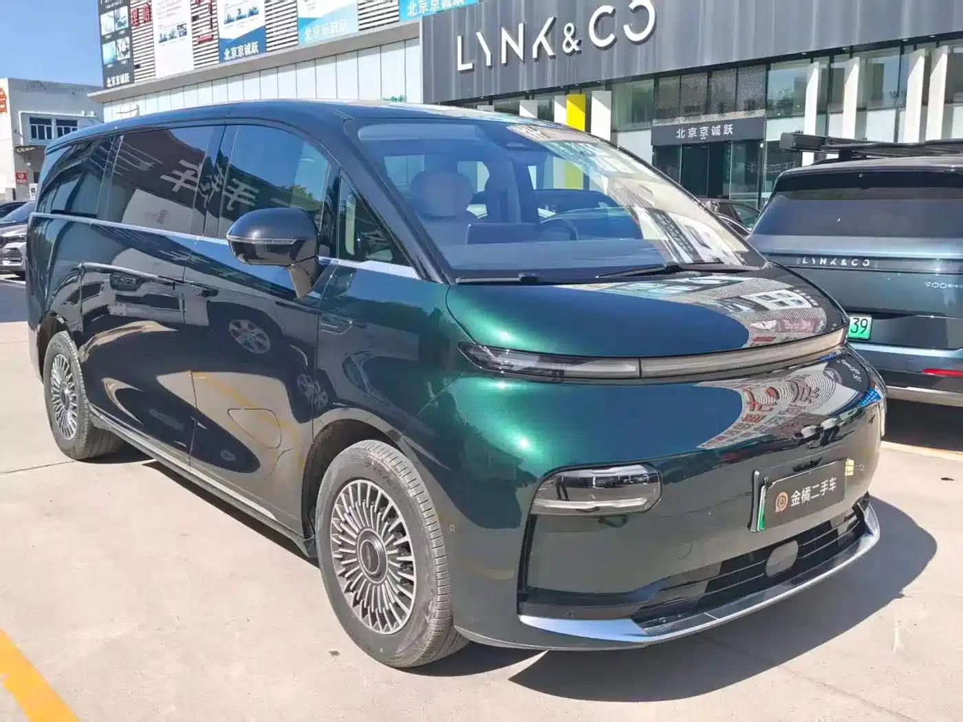 Yizhen L380 2025 Model 805km Flagship Edition 4WD — миниатюра 4