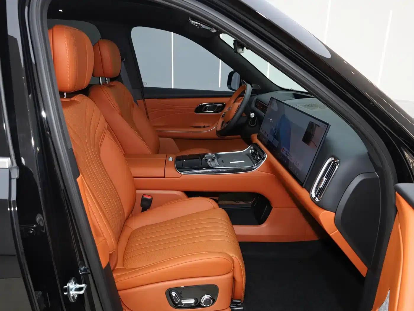 Galaxy M9 2025 210km/h AWD Navigator Edition — миниатюра 26
