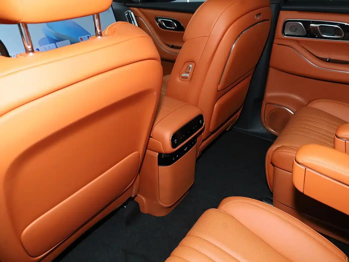 Galaxy M9 2025 210km/h AWD Navigator Edition — миниатюра 31