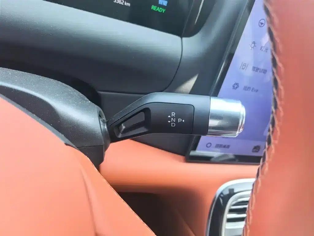 Galaxy M9 2025 210km/h AWD Navigator Edition — миниатюра 21