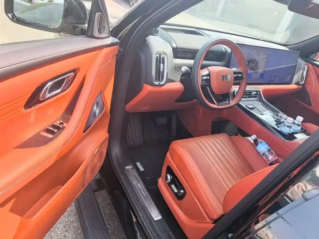 Galaxy M9 2025 210km/h AWD Navigator Edition — миниатюра 23