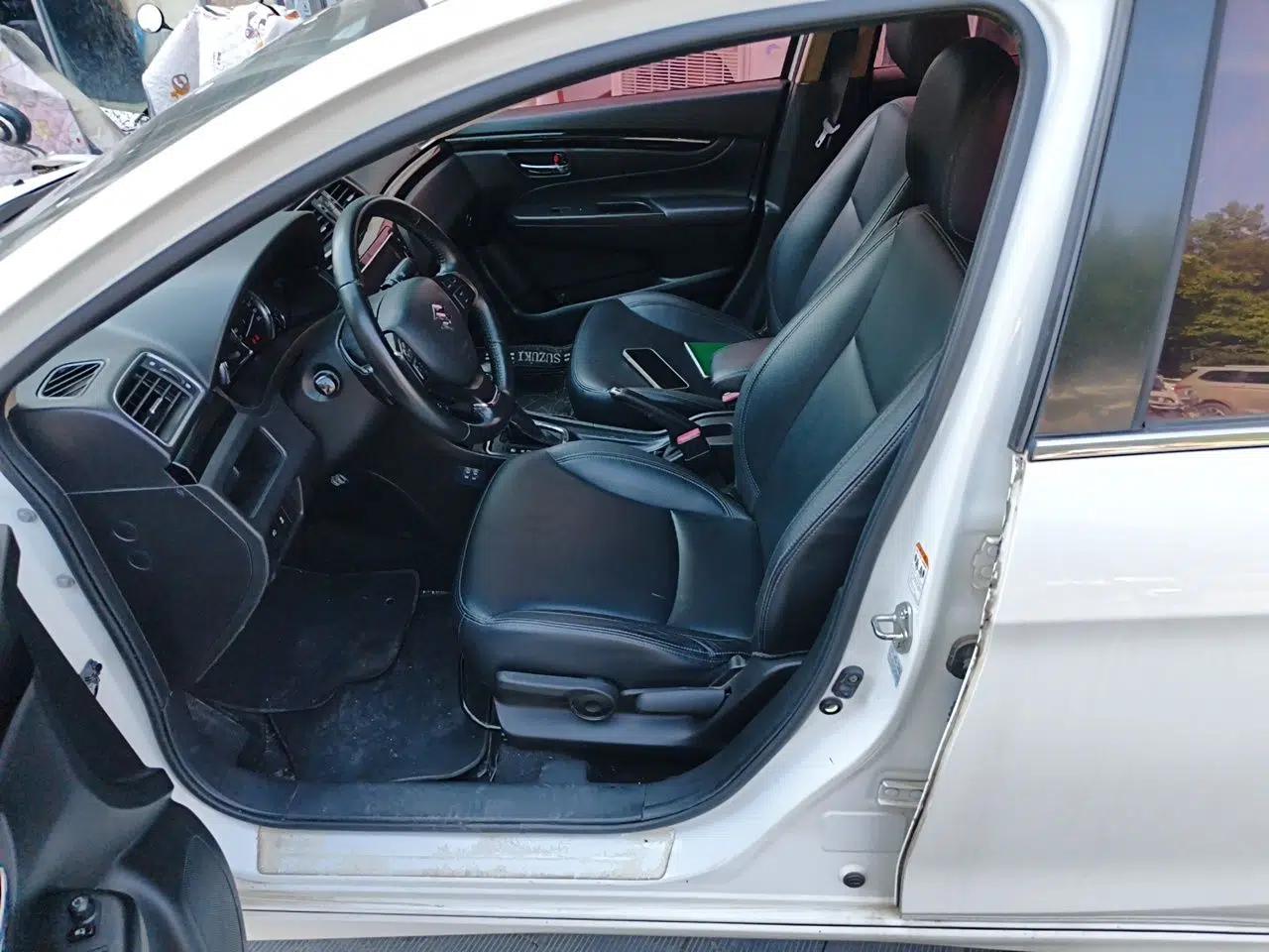 Suzuki Alivio 2018 1.6L Automatic Pro Edition Deluxe Version — миниатюра 15