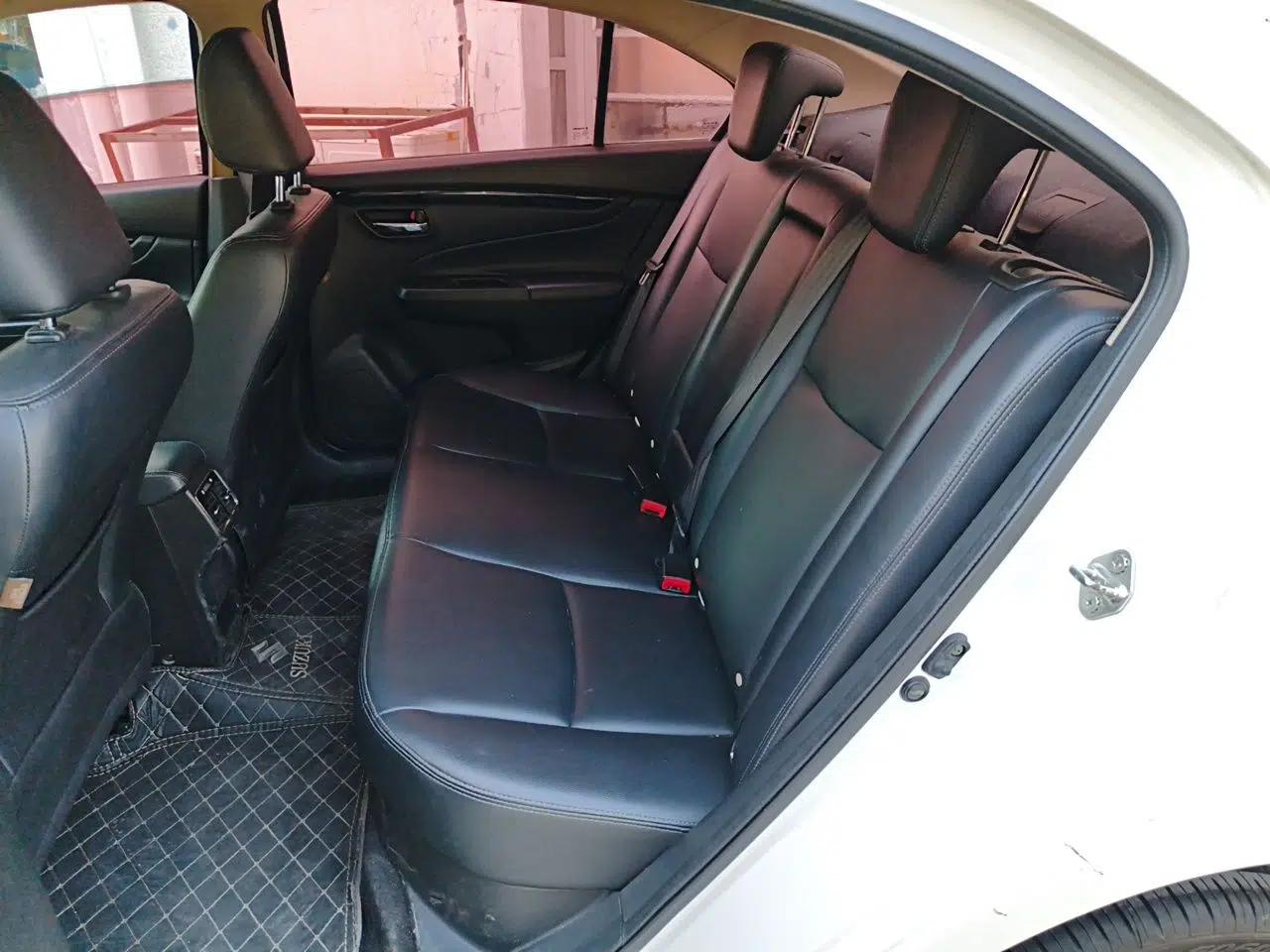 Suzuki Alivio 2018 1.6L Automatic Pro Edition Deluxe Version — миниатюра 17