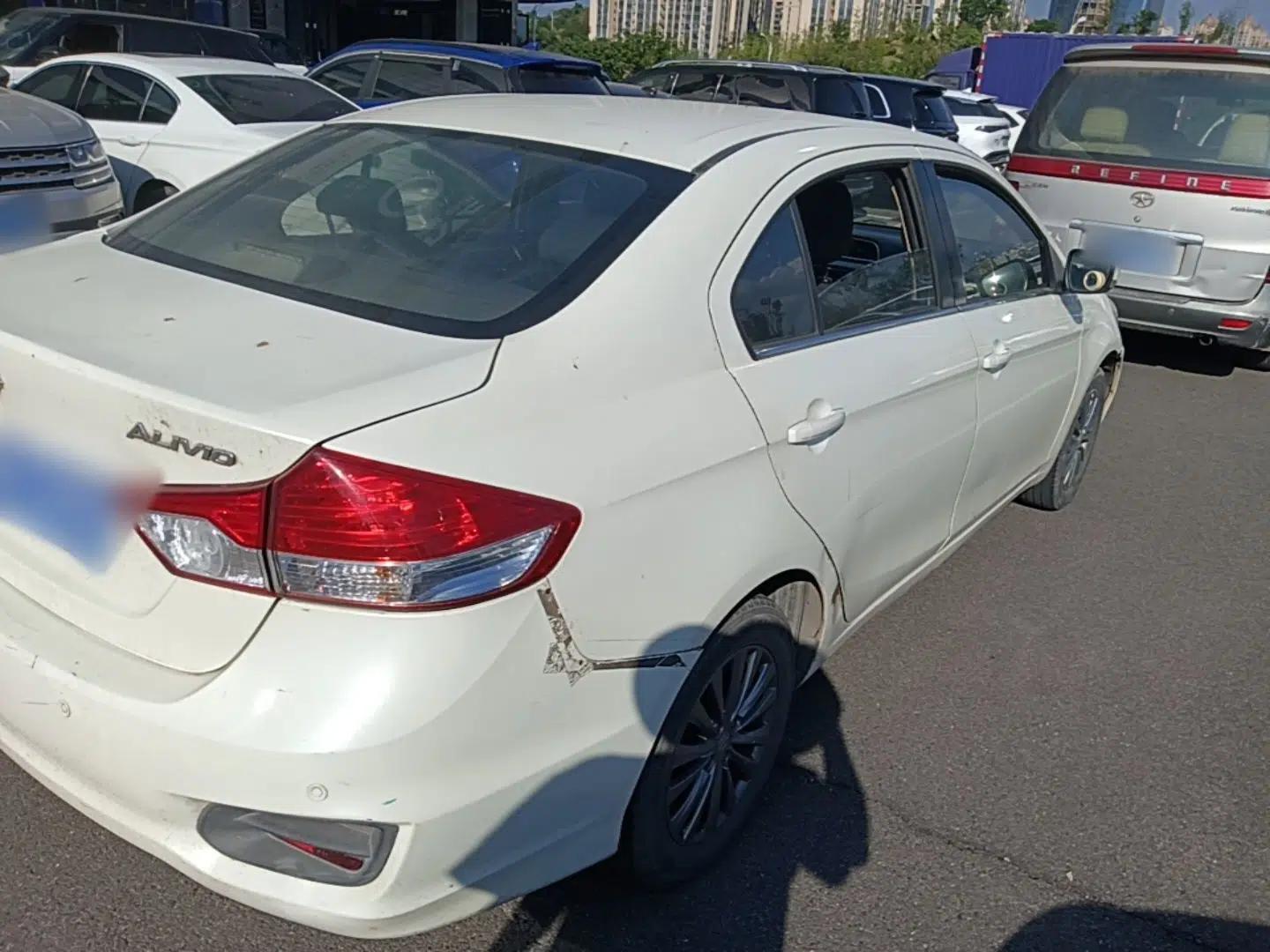 Suzuki Alivio 2015 1.6L Manual Comfort Model — миниатюра 6