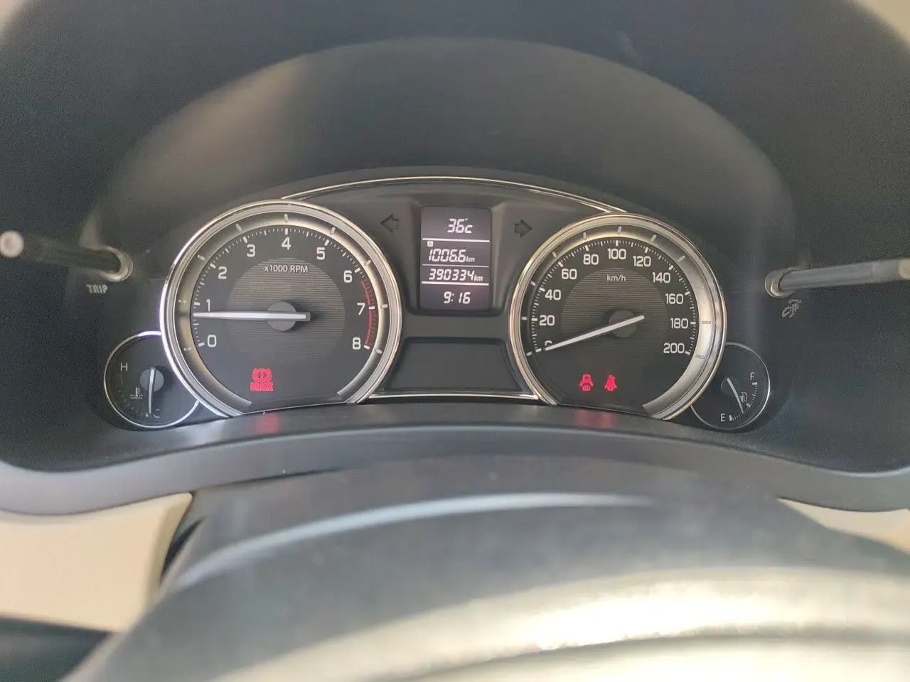 Suzuki Alivio 2015 1.6L Manual Comfort Model — миниатюра 11