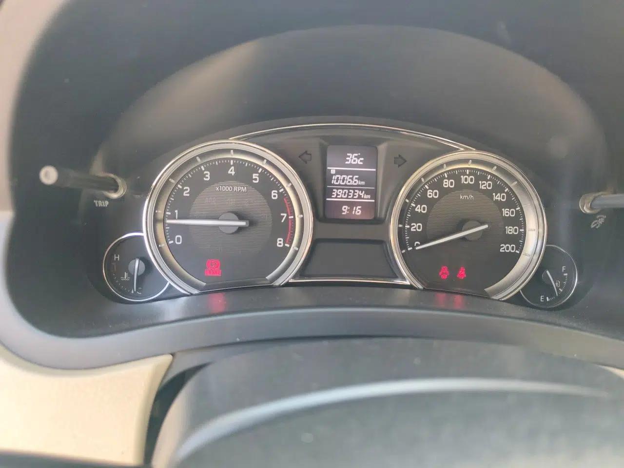 Suzuki Alivio 2015 1.6L Manual Comfort Model — миниатюра 12
