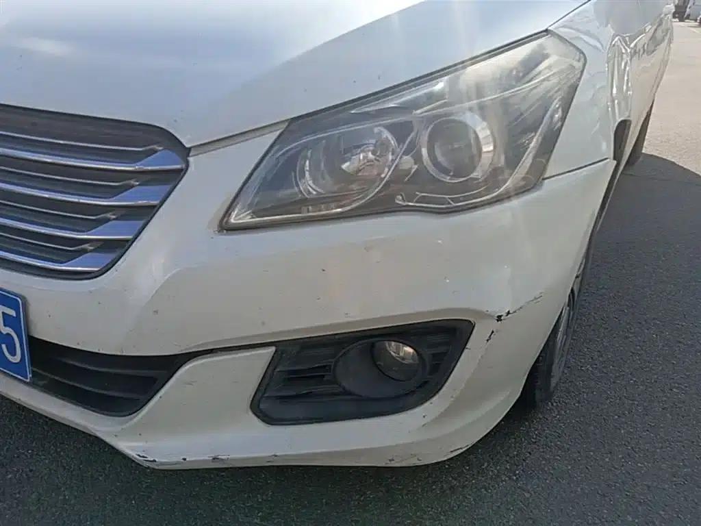Ciaz 2015 1.6L Manual Comfort Edition — миниатюра 24