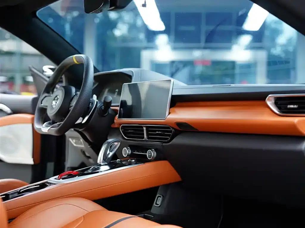 EMIRA 2021 2.0T DCT First Edition — миниатюра 34