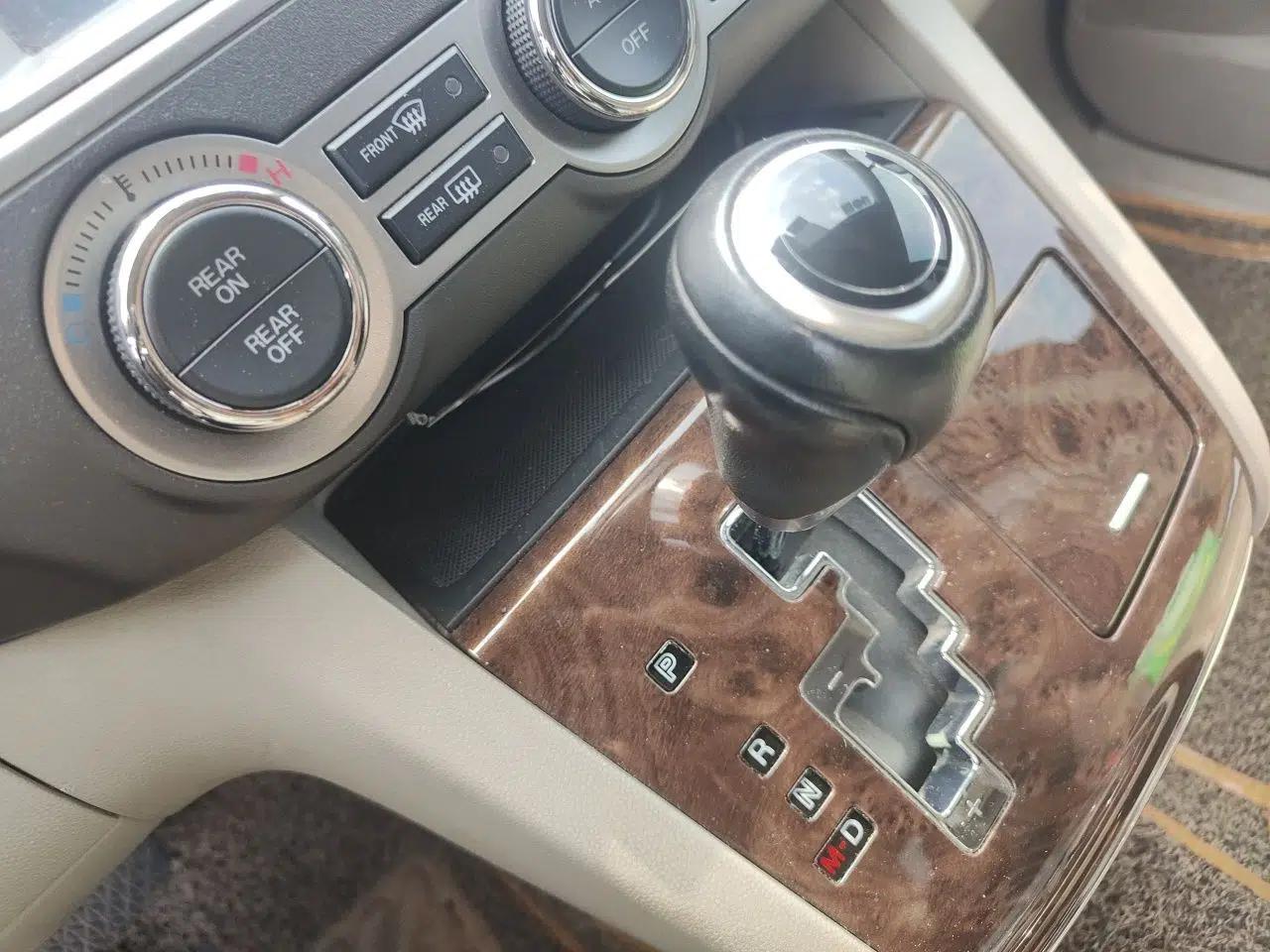 Mazda 8 2013 2.5L Deluxe Edition — миниатюра 14