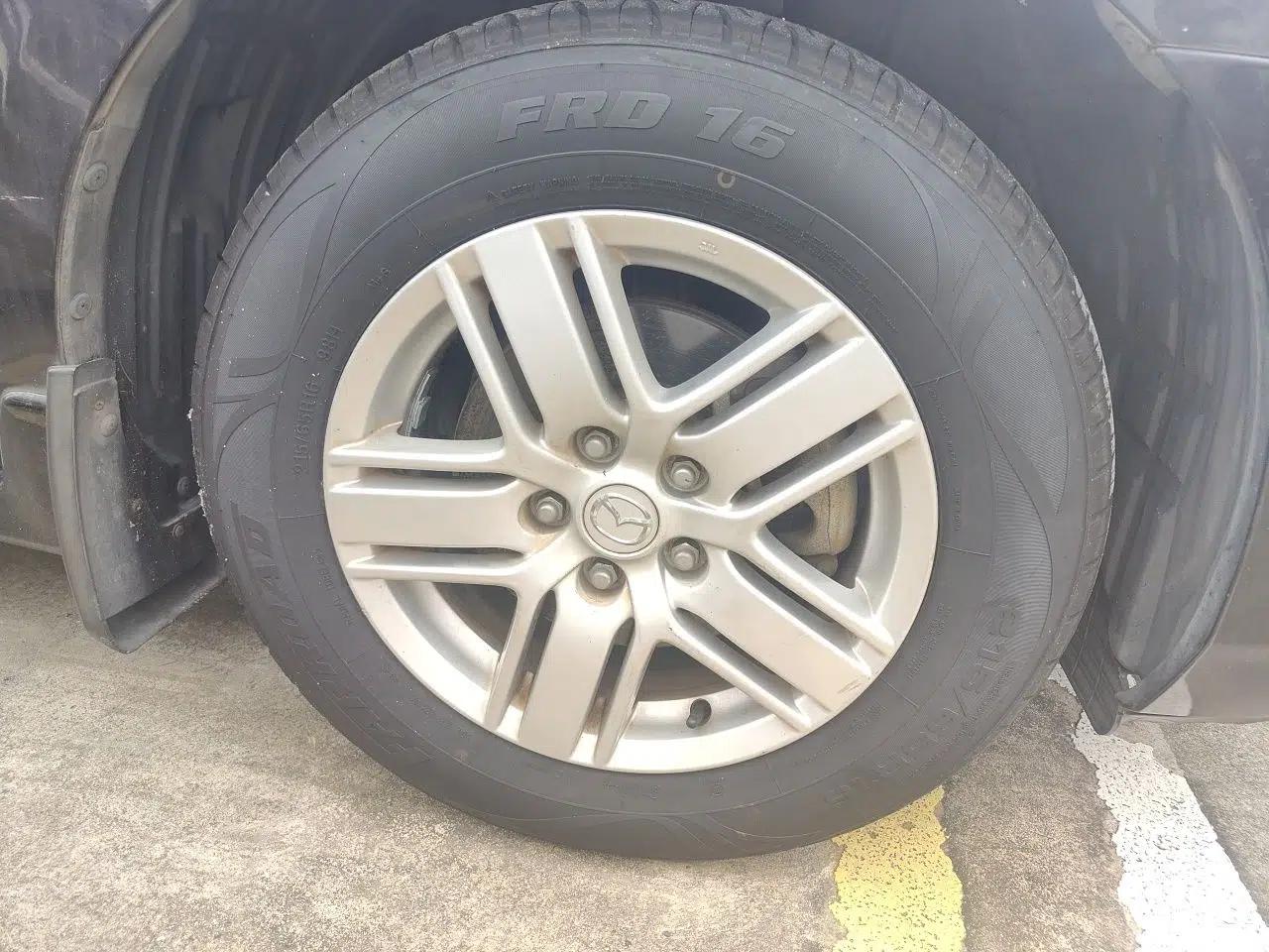 Mazda 8 2013 2.5L Deluxe Edition — миниатюра 8