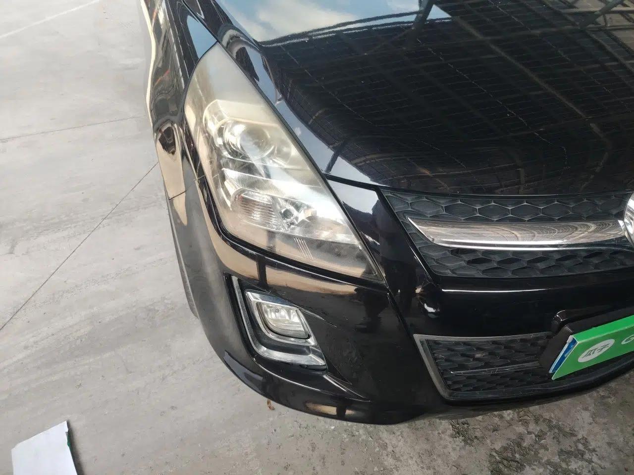 Mazda 8 2013 2.5L Ultimate Edition — миниатюра 7