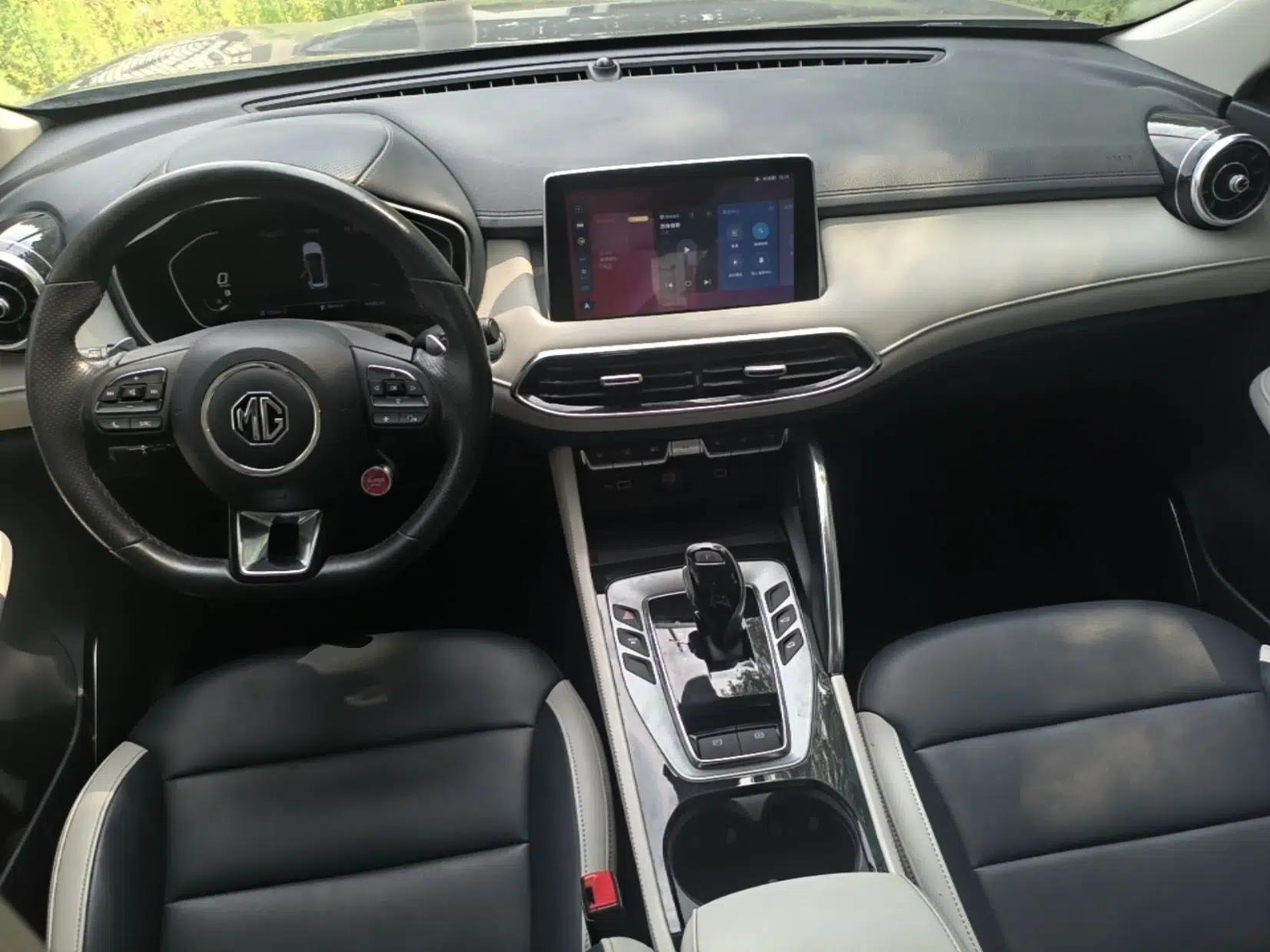 MG Pilot 2021 300TGI Automatic Two-Wheel Drive Trophy Deluxe Edition — миниатюра 12