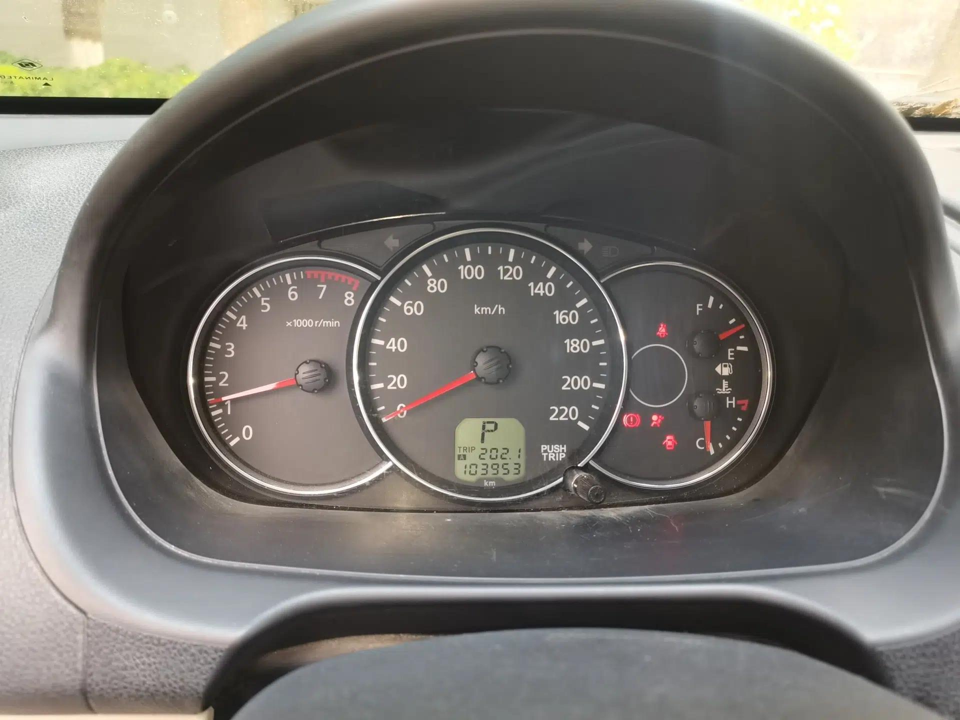 Mitsubishi Pajero Sport 2013 3.0L Automatic Two-Wheel Drive Luxury Edition — миниатюра 11