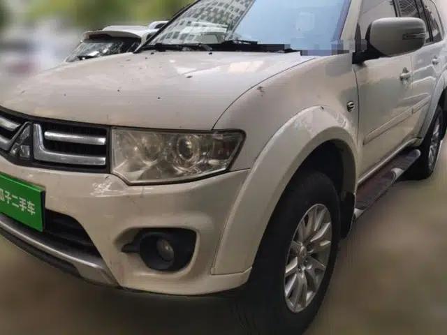 Mitsubishi Pajero Sport 2013 3.0L Automatic Two-Wheel Drive Luxury Edition
