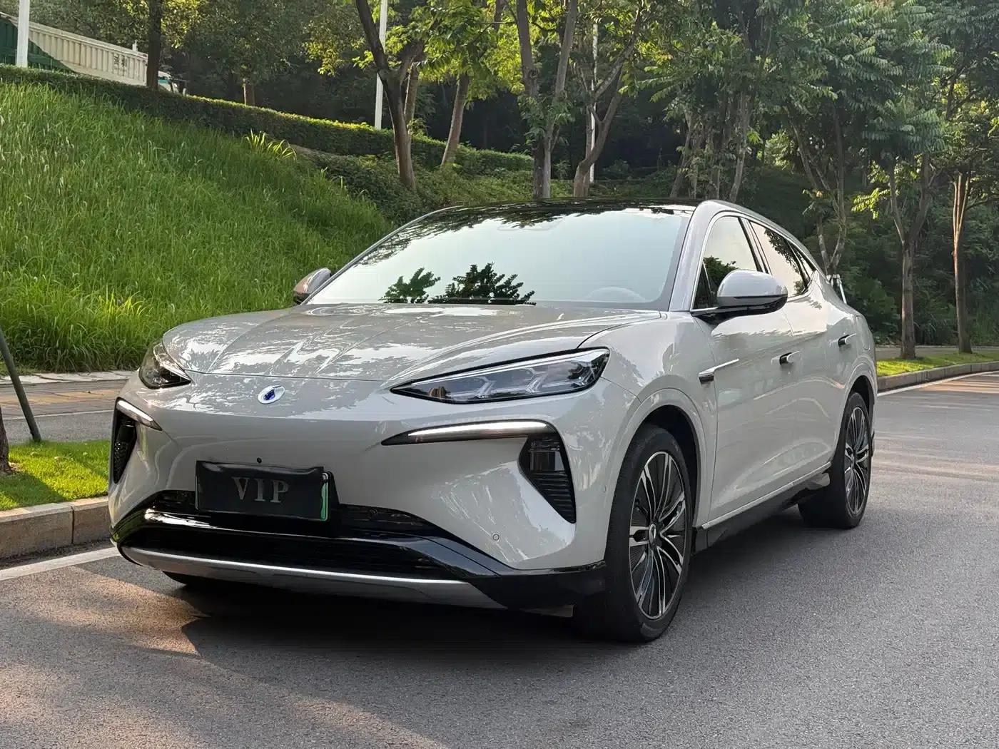 Denza N7 2024 630 AWD Intelligent Driving Max Edition — миниатюра 1