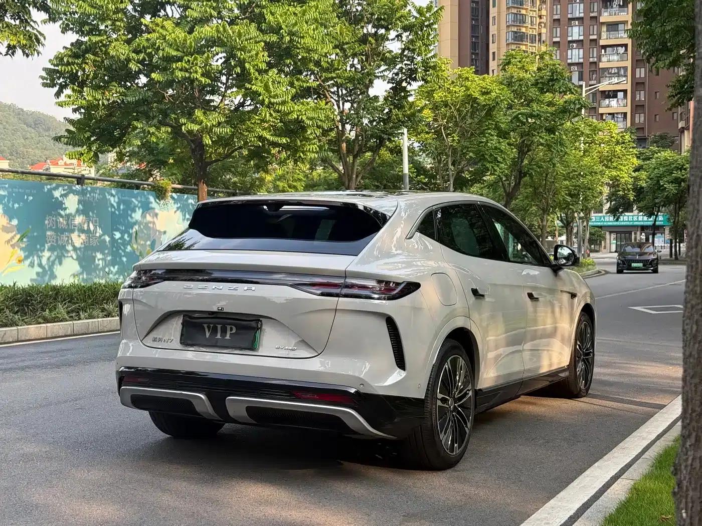 Denza N7 2024 630 AWD Intelligent Driving Max Edition — миниатюра 12