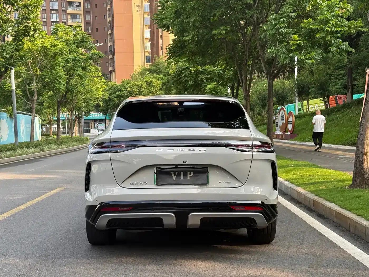 Denza N7 2024 630 AWD Intelligent Driving Max Edition — миниатюра 16