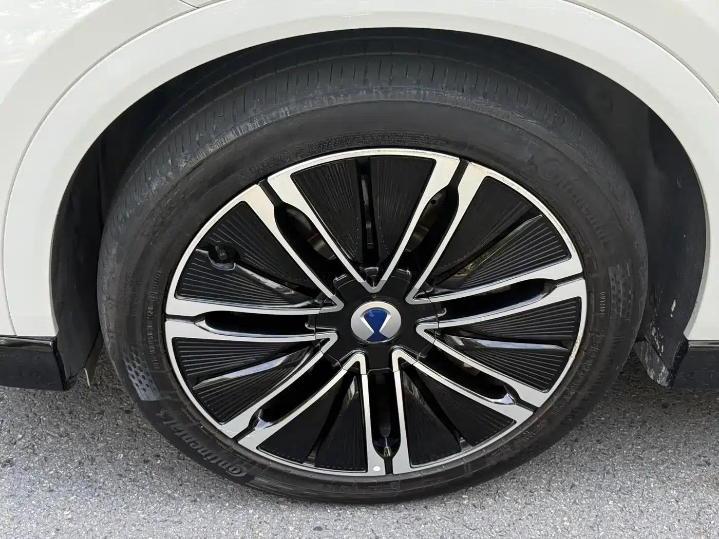 Denza N7 2024 630 AWD Intelligent Driving Max Edition — миниатюра 3