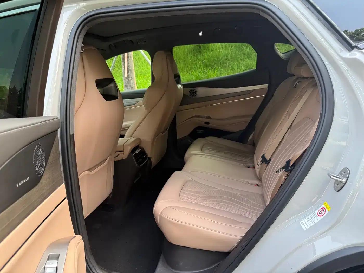 Denza N7 2024 630 AWD Intelligent Driving Max Edition — миниатюра 23