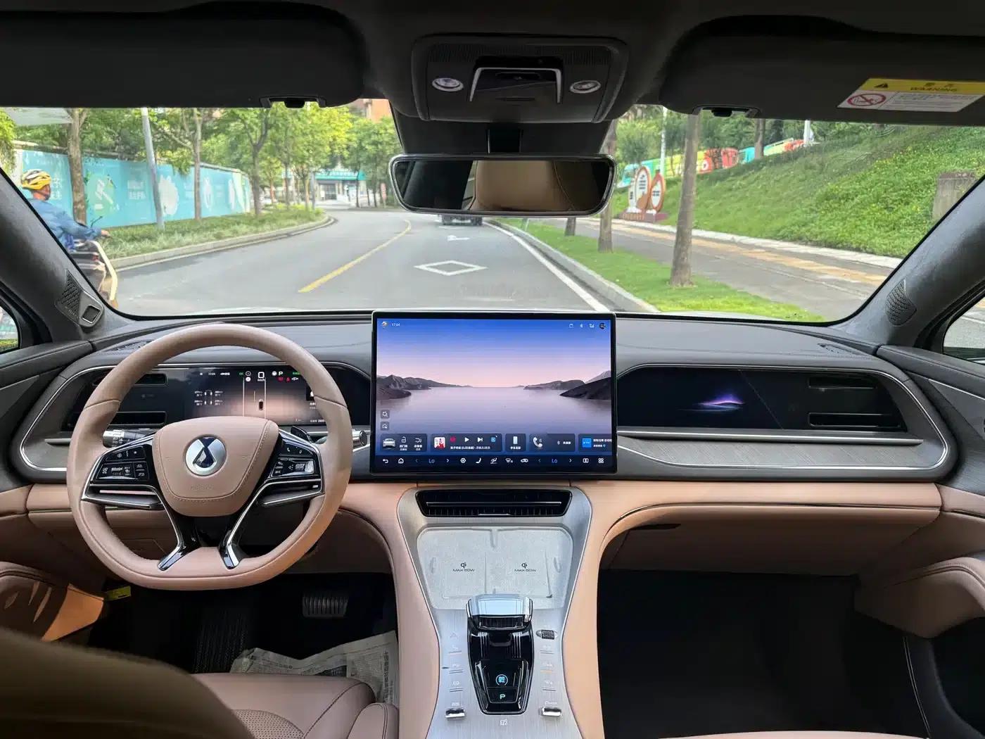 Denza N7 2024 630 AWD Intelligent Driving Max Edition — миниатюра 26