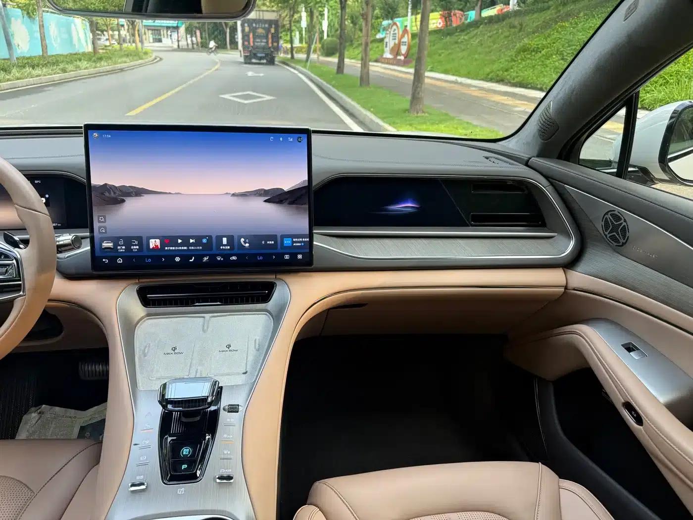 Denza N7 2024 630 AWD Intelligent Driving Max Edition — миниатюра 30