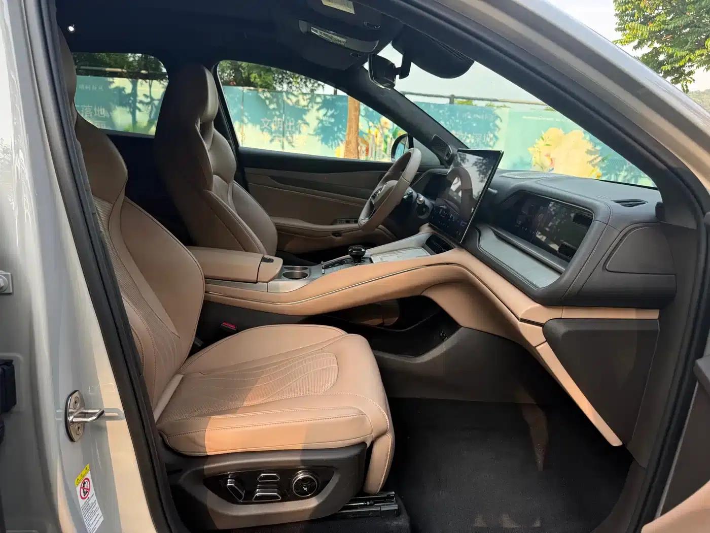 Denza N7 2024 630 AWD Intelligent Driving Max Edition — миниатюра 7