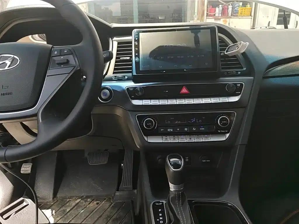 Sonata Plug-in Hybrid 2018 2.0 PHE Smart Edition (China VI Emission Standard) — миниатюра 13