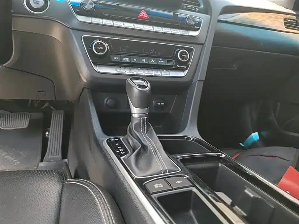 Sonata Plug-in Hybrid 2018 2.0 PHE Smart Edition (China VI Emission Standard) — миниатюра 14