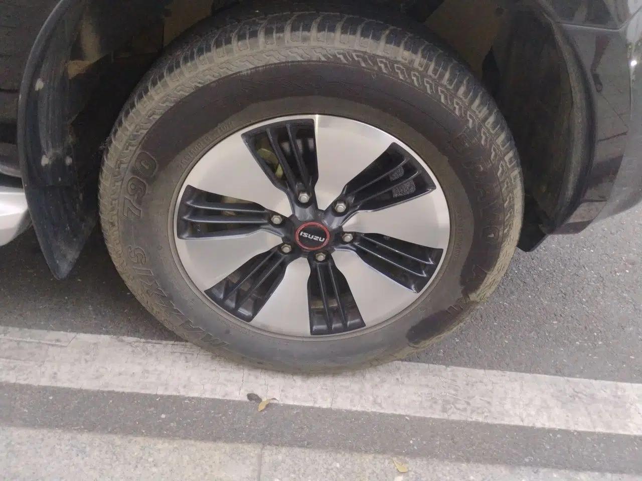 Isuzu D-MAX 2021 1.9T Automatic 2WD Diesel Global Bold RZ4E — миниатюра 8