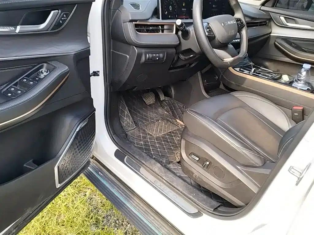 Exeed C-DM 2022 1.5TCI-DHT 105KM Wind Chaser Edition — миниатюра 16