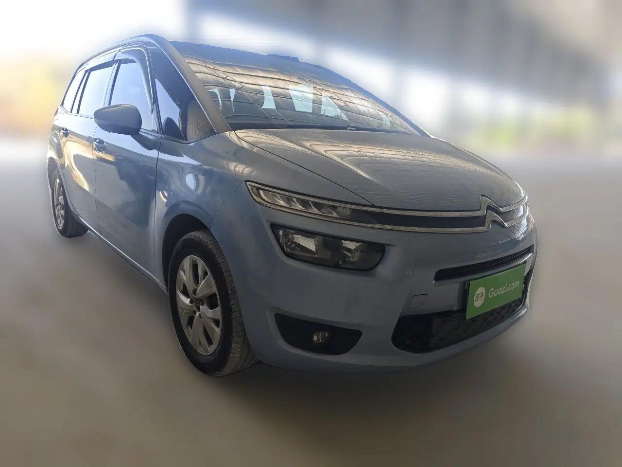 Citroen C4 Picasso 2015 Grand 1.6T Fashion Model 7 Seats — миниатюра 3