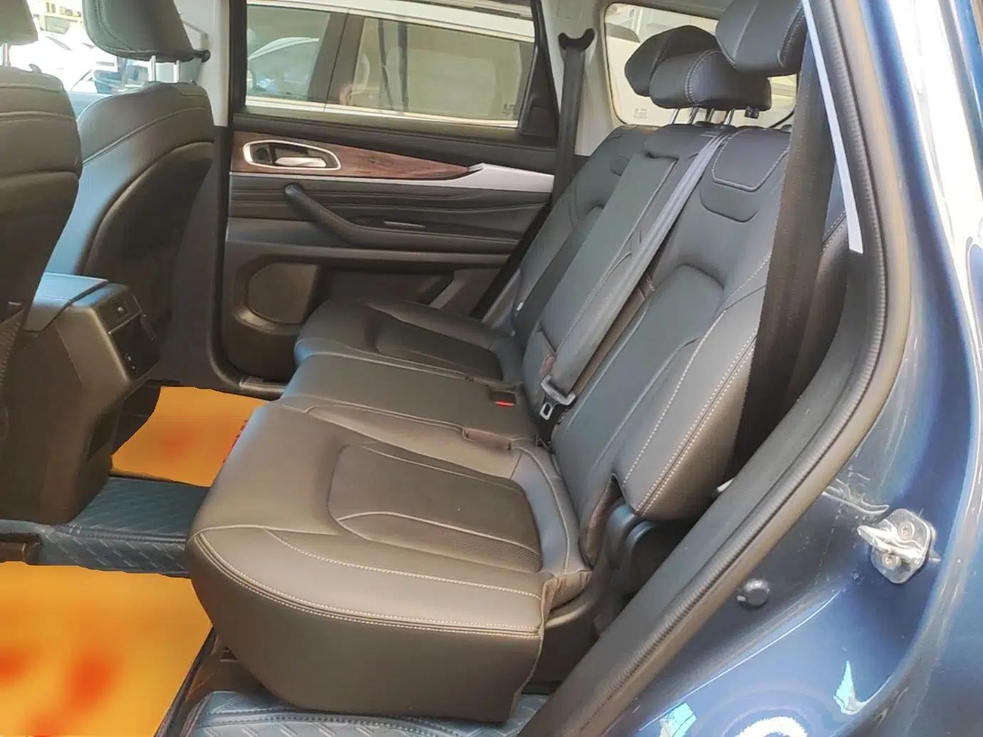 EXEED Lanyue 2021 400T Two-Wheel Drive Starlight Pro Edition 7-Seater — миниатюра 20