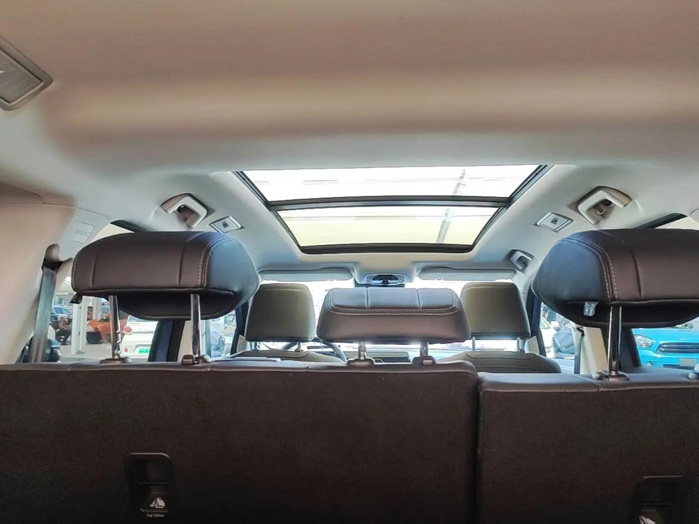 EXEED Lanyue 2021 400T Two-Wheel Drive Starlight Pro Edition 7-Seater — миниатюра 21