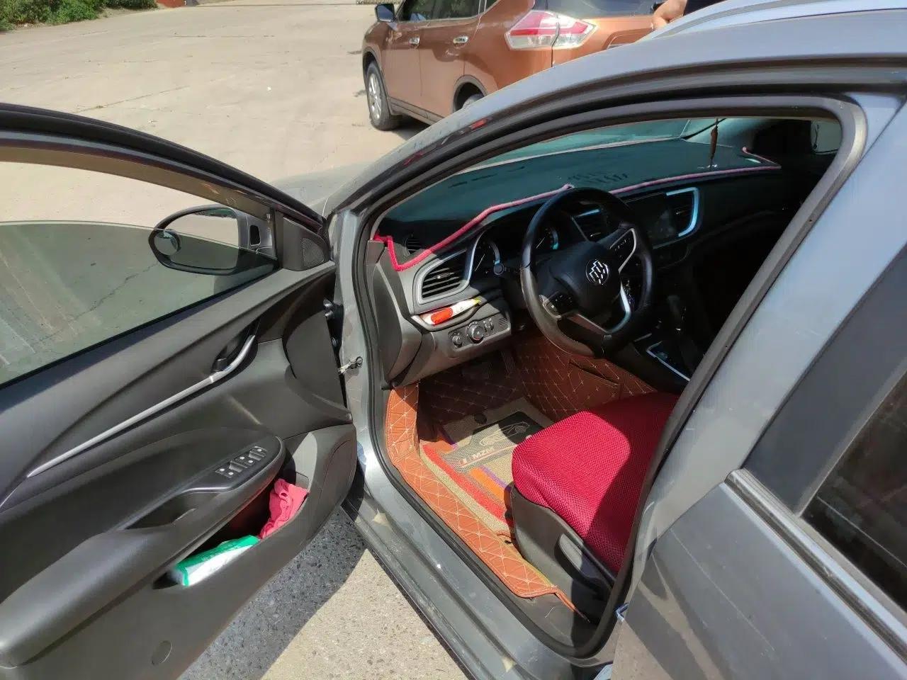 Buick Excelle GX 2018 18T Automatic Elite Model — миниатюра 16