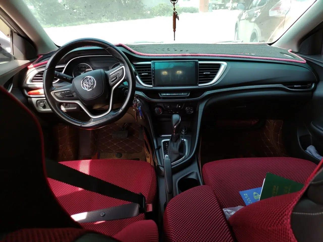 Buick Excelle GX 2018 18T Automatic Elite Model — миниатюра 9