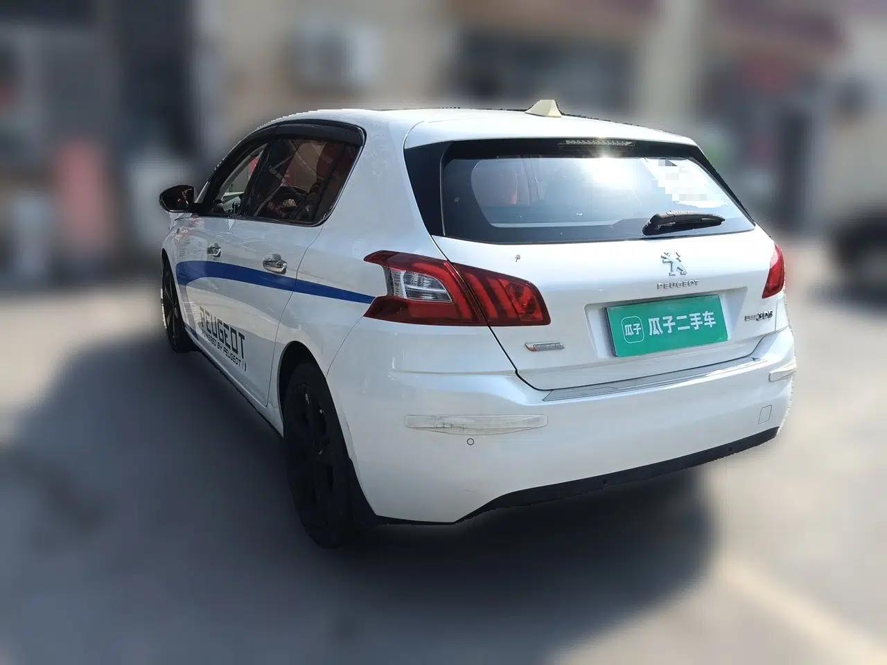 Peugeot 308S 2015 1.6T Automatic Jingchi Edition — миниатюра 4