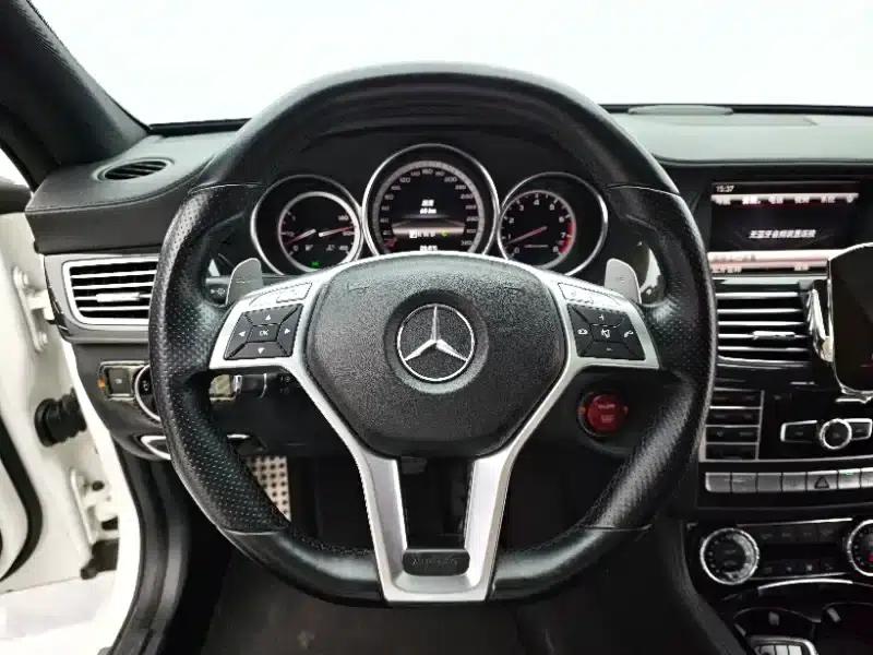 2012 Mercedes-Benz CLS AMG, AMG CLS 63 — миниатюра 11