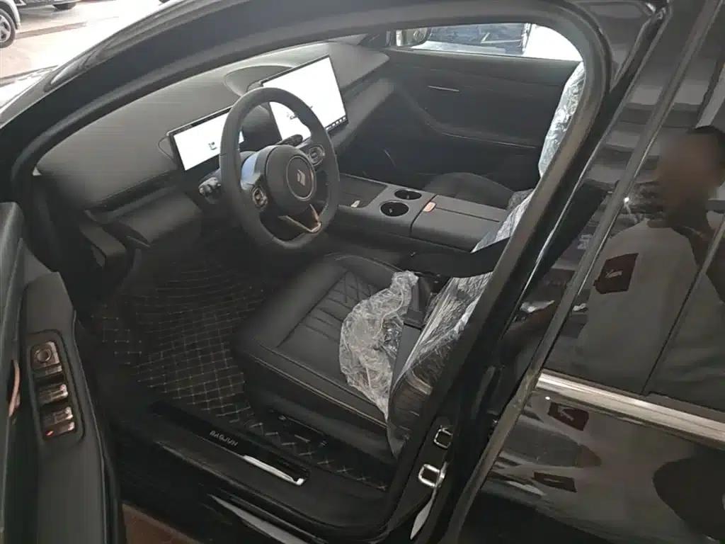 Baojun Enjoy 2025 Pure Electric 600km Luxury Edition — миниатюра 15