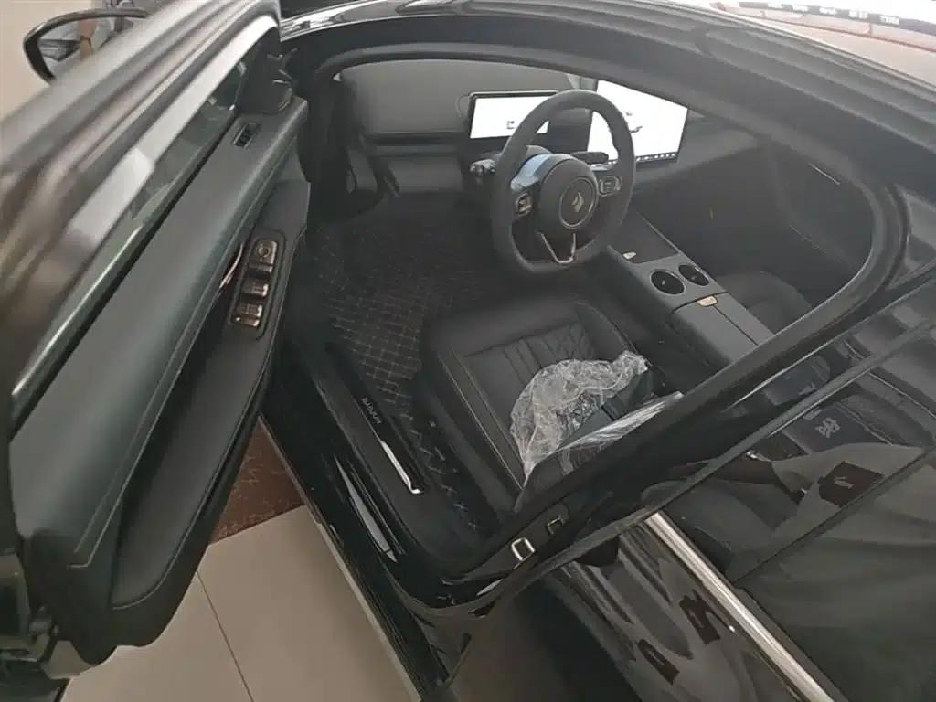 Baojun Enjoy 2025 Pure Electric 600km Luxury Edition — миниатюра 16
