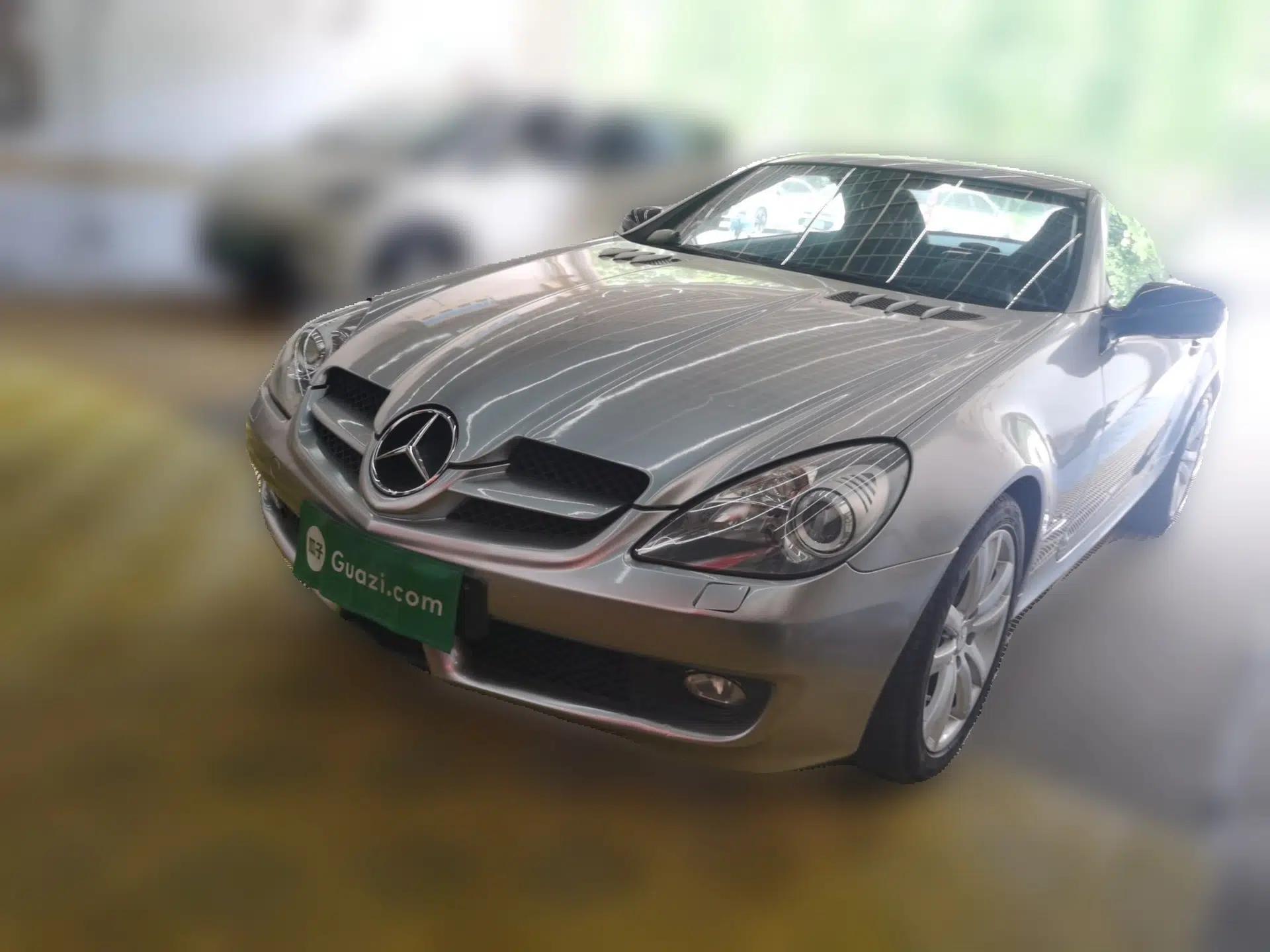 Mercedes-Benz SLK-Class 2010 SLK 300 Grand Edition — миниатюра 1