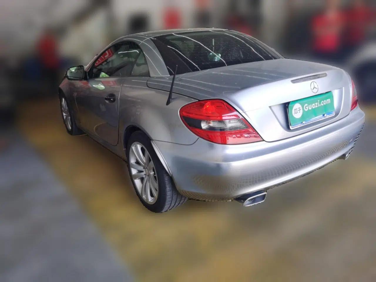 Mercedes-Benz SLK-Class 2010 SLK 300 Grand Edition — миниатюра 4