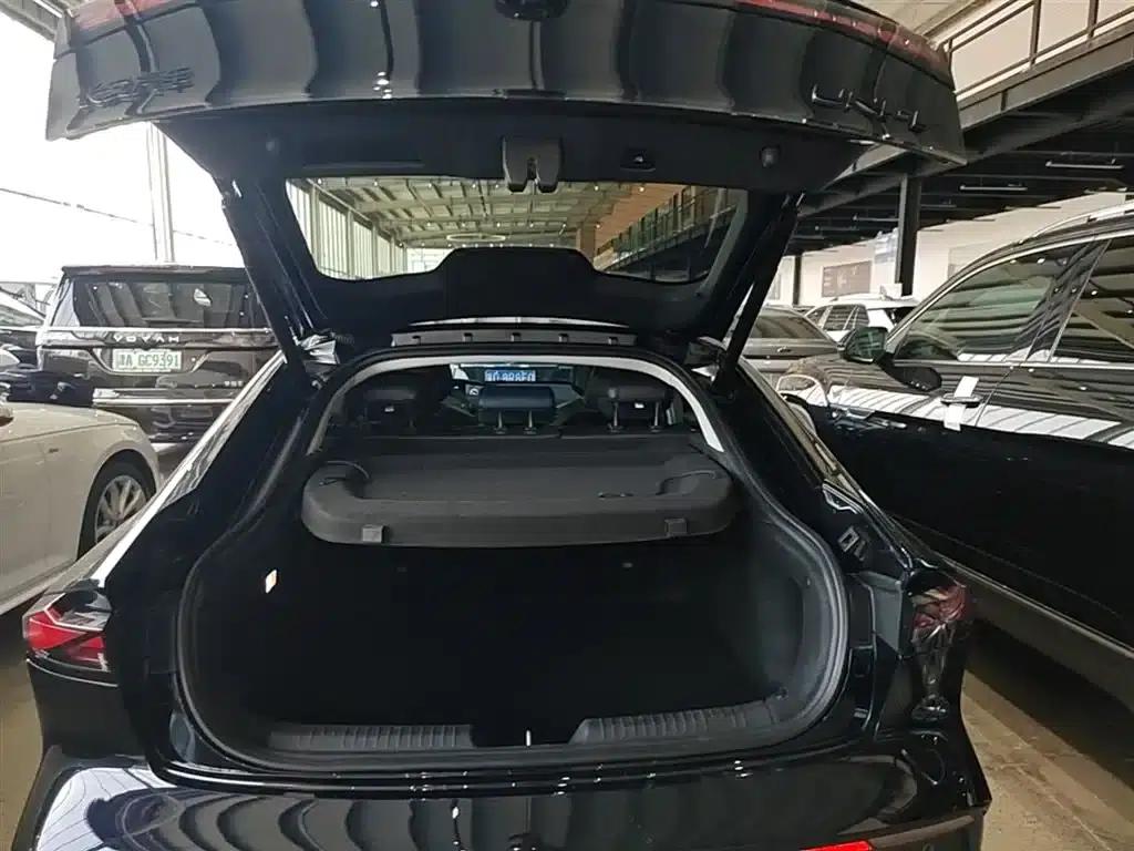 Changan UNI-V Smart Electric iDD 2023 Model, Smart Electric iDD 1.5T, 113km/h Smart Cool Edition — миниатюра 19