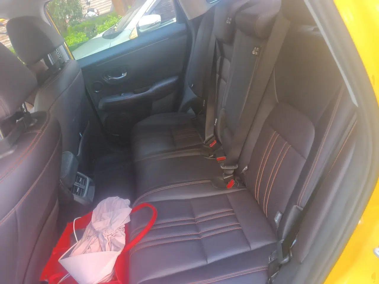 Honda ZR-V 2022 1.5T CVT Deluxe Edition — миниатюра 17