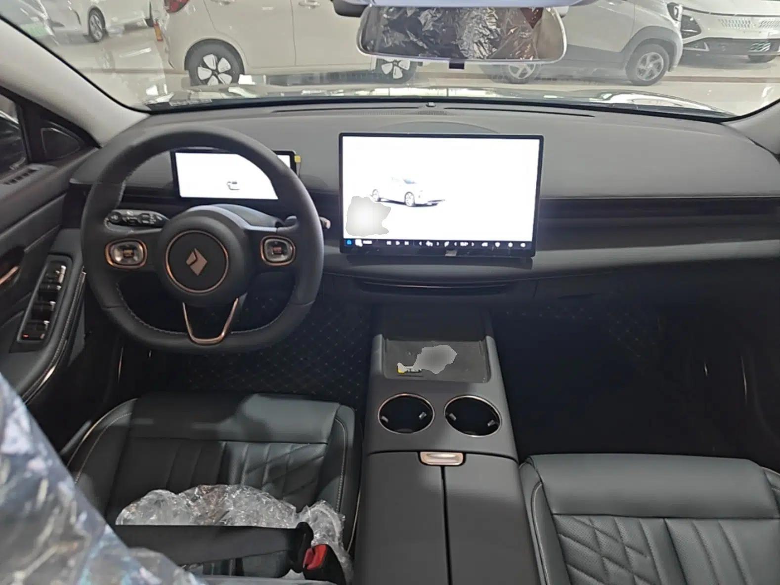 Baojun Enjoy 2025 All-Electric 600km Luxury Edition — миниатюра 12