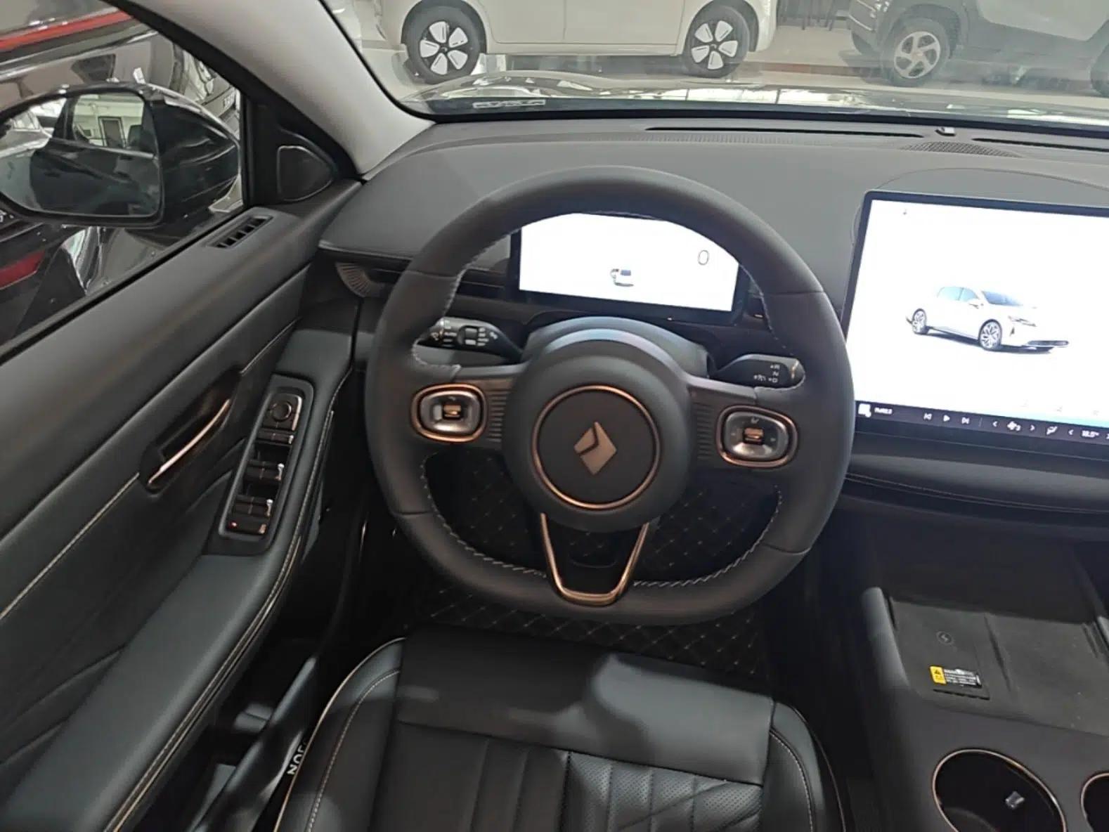 Baojun Enjoy 2025 All-Electric 600km Luxury Edition — миниатюра 13