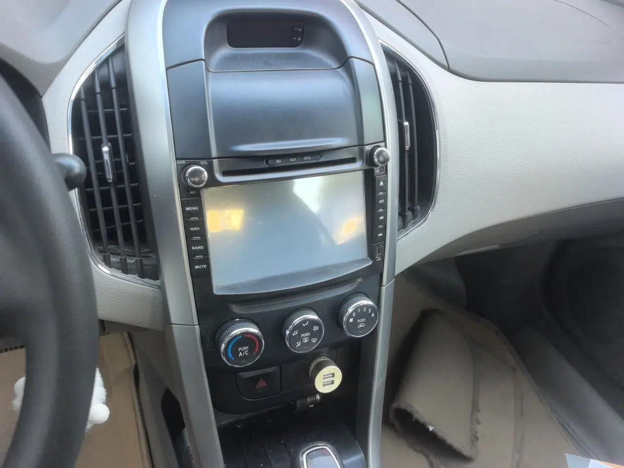 Baojun 630 2012 1.5L DVVT automatic comfort version — миниатюра 13