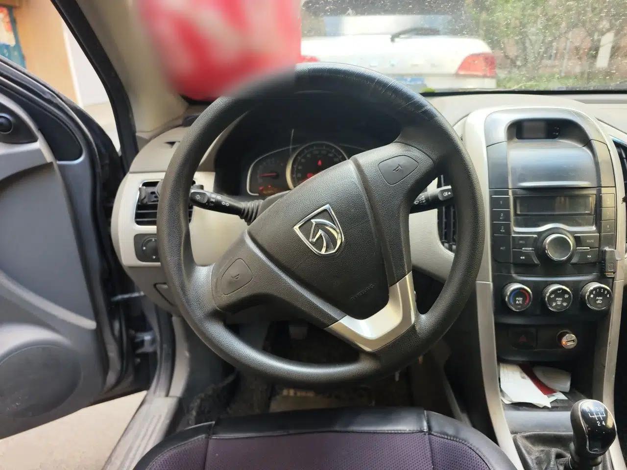 Baojun 630 2013 1.5L manual standard version — миниатюра 10